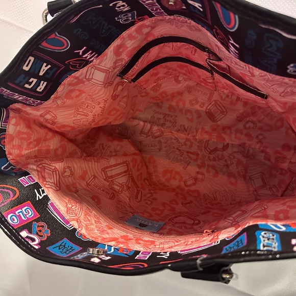 Kathy Van Zeeland Jet-Set Purse/Tote - Picture 6 of 8